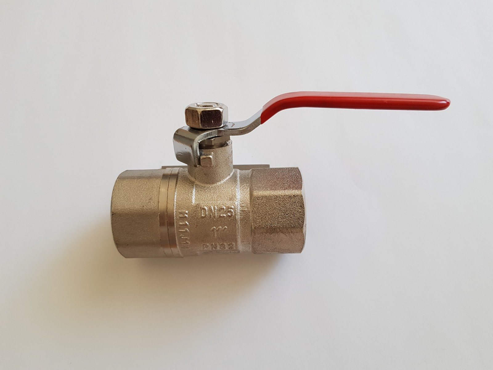 Universal-Kugelhahn Typ 756